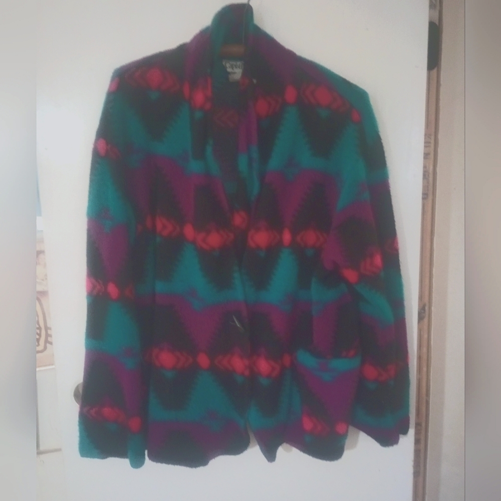 Ladies warm coat (L) Beautiful Colored, great fall wear.